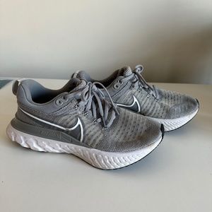 Gray Nike React Infiinity 2 Running Shoes!